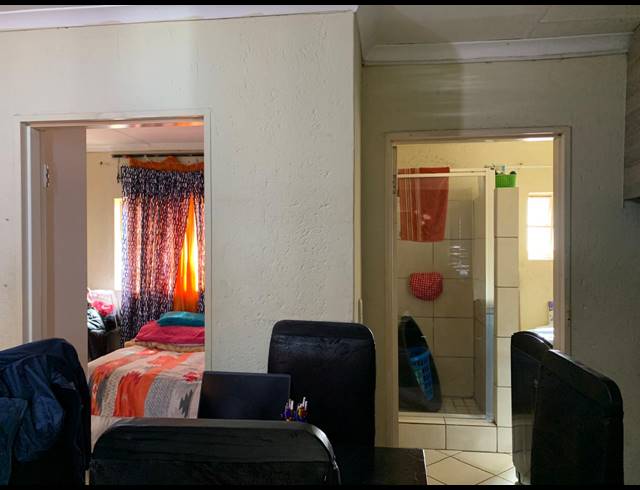 1 BEDROOM APARTMENT FOR SALE IN RANDFONTEIN CENTRAL